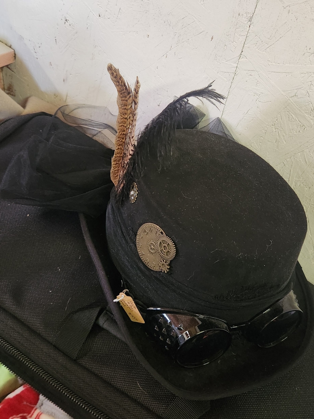 Black Steampunk Feathered Top Hat - Unbranded
